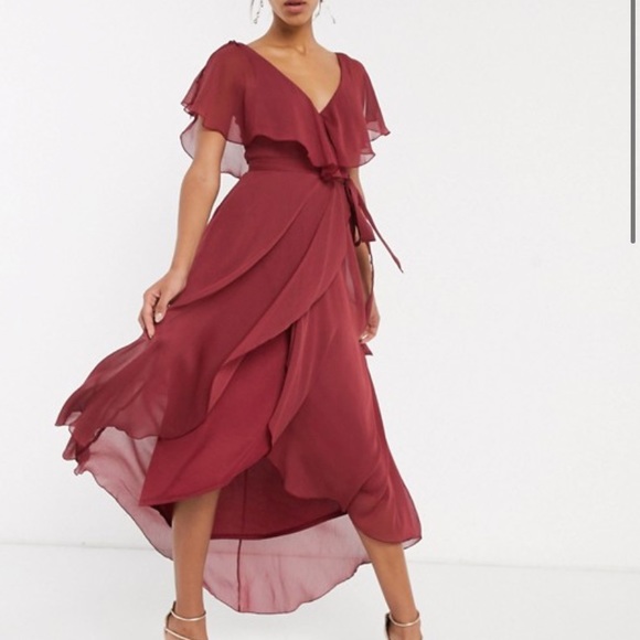 red split sleeve dress